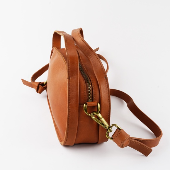 Madewell Bags New Madewell The Sydney Ziptop Crossbody Bag In Burnished Camel Poshmark